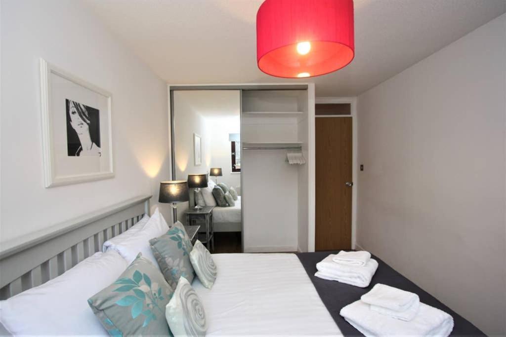 Bijou Merchant City Apartment With Parking Glasgow Extérieur photo
