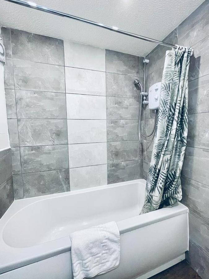 Bijou Merchant City Apartment With Parking Glasgow Extérieur photo